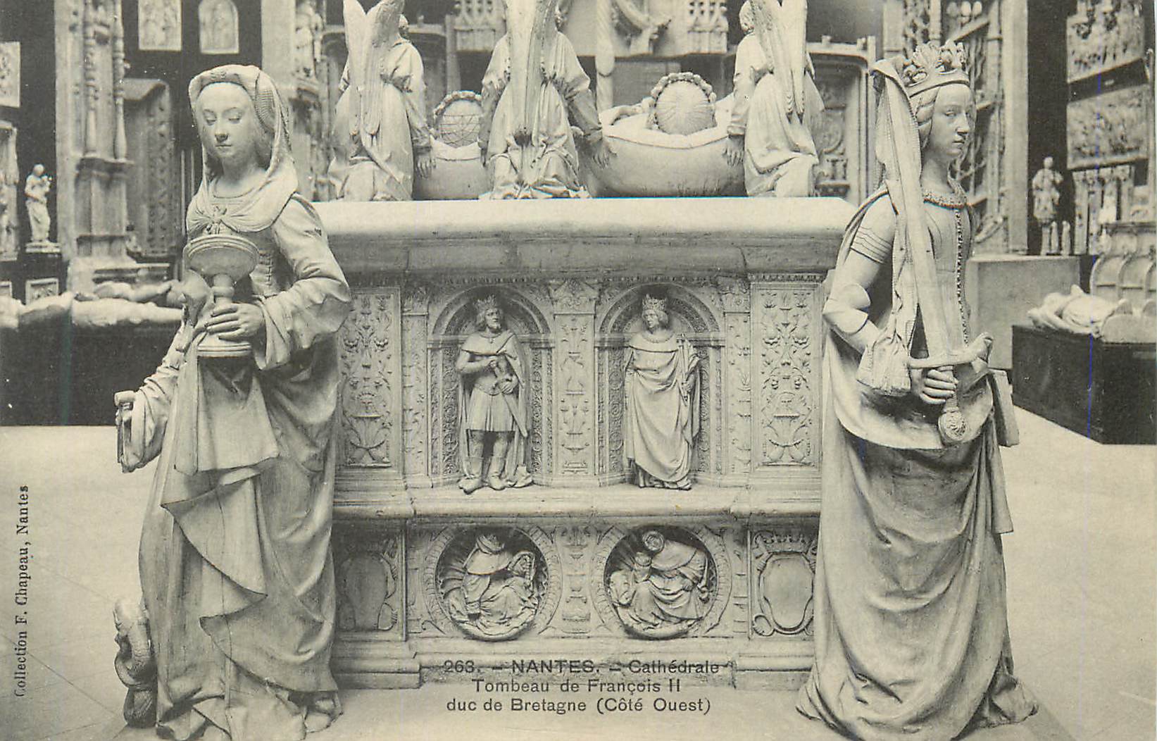 CPA Nantes Cathedrale Tombeau du Francois II duc de Bretagne Cote Ouest