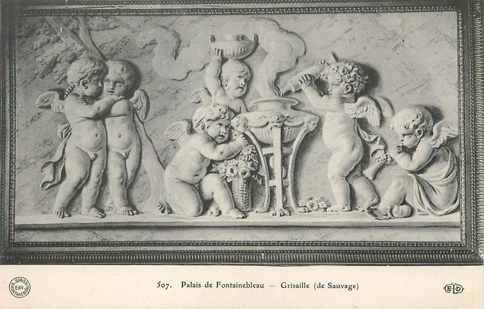 Palais de Fontainebleau — Grisaille (de Sauvage)