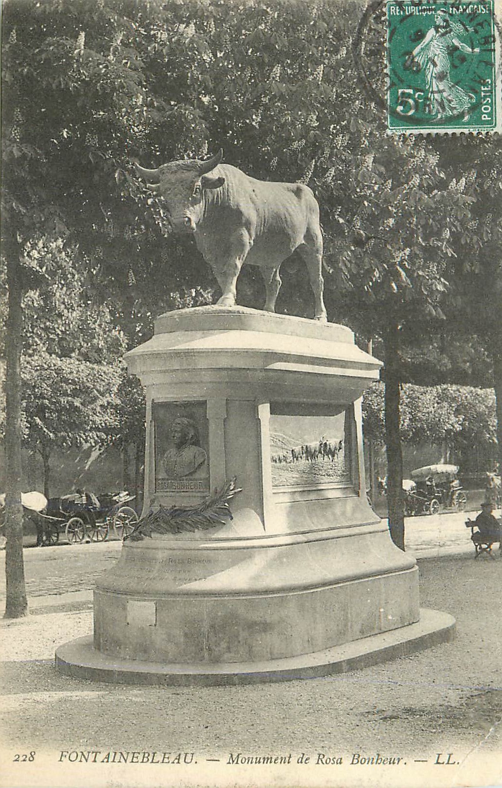 Fontainebleau — Monumento a Rosa Bonheur — LL.