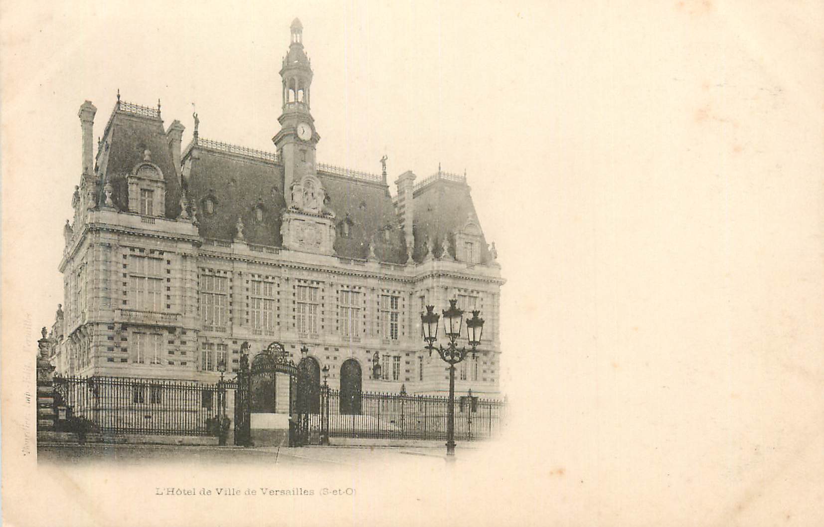 CPA L Hotel de Ville de Versailles (carte 1900)