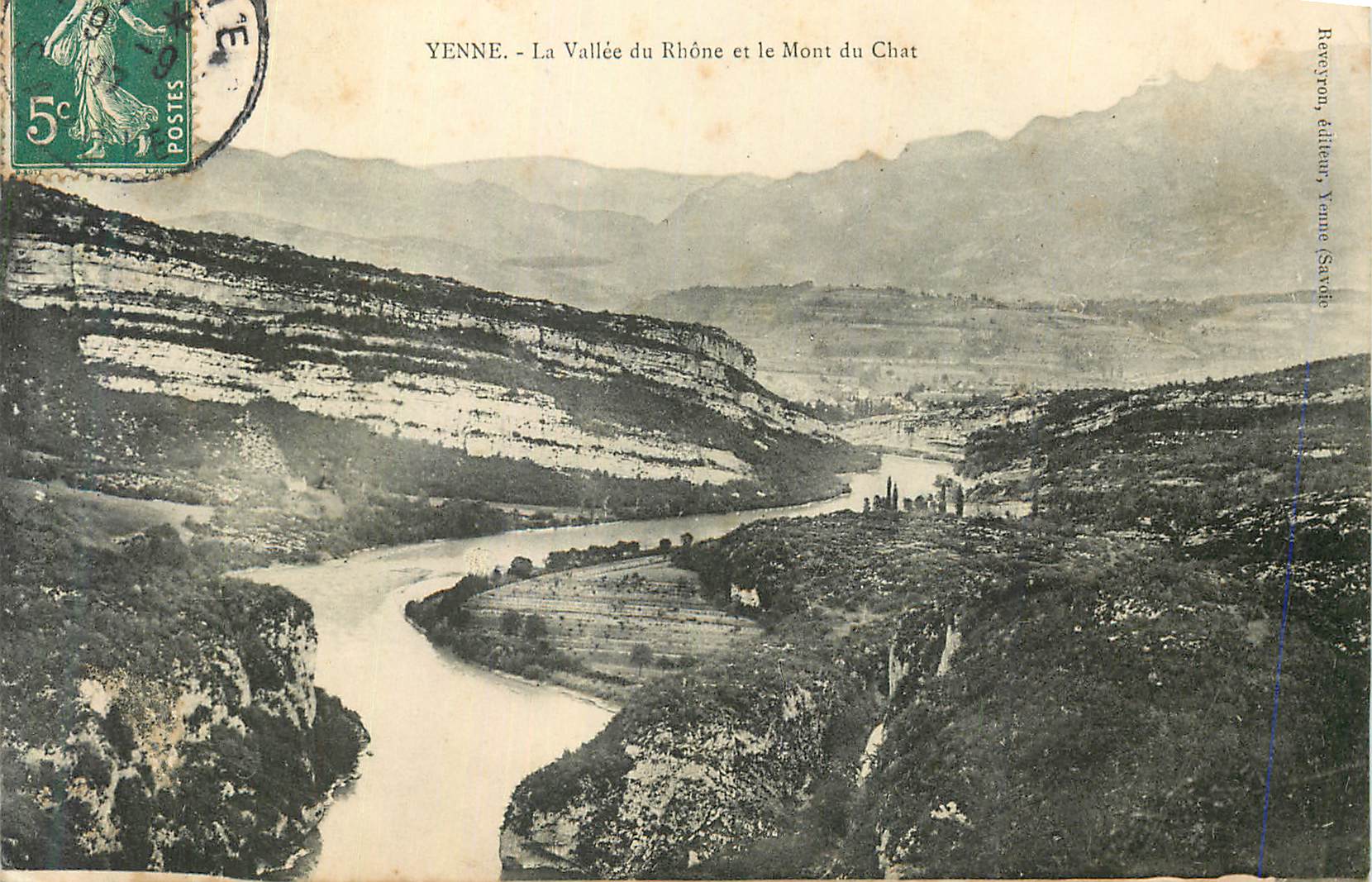 CPA Vienne La Vallee du Rhone et le Mont du Chat