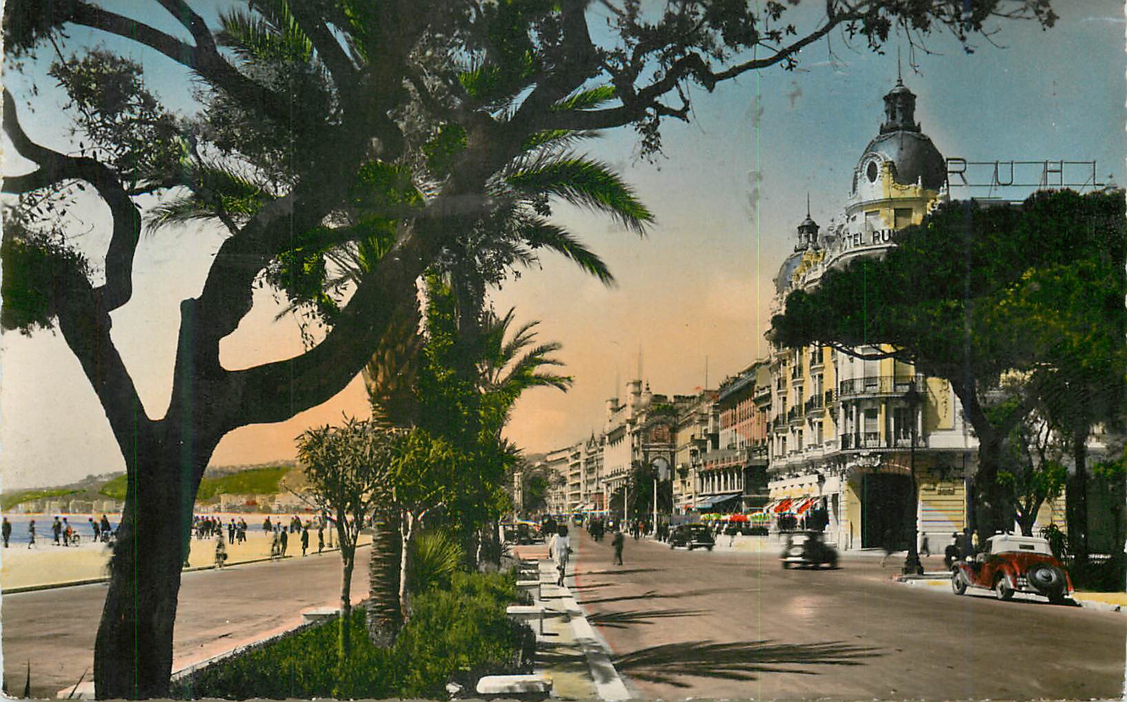 CPM La Cote d Azur Nice La Promenade des Anglais