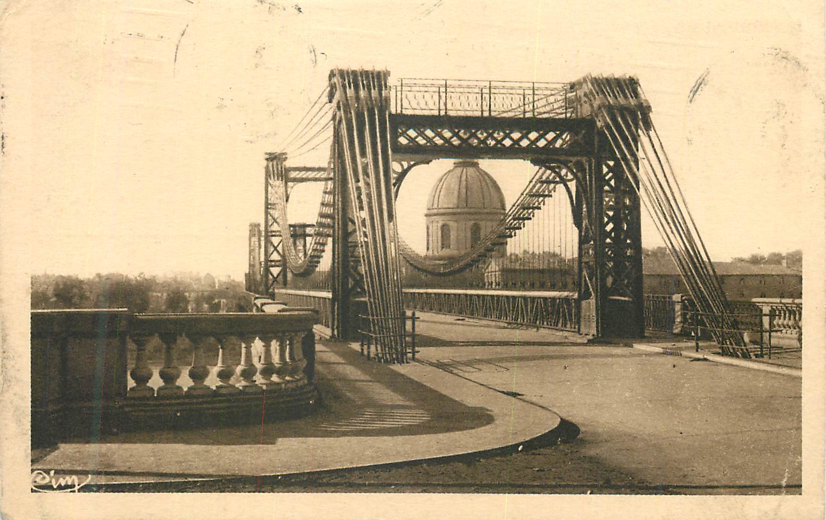 CPA Toulouse Le Pont suspendu sur la Garonne