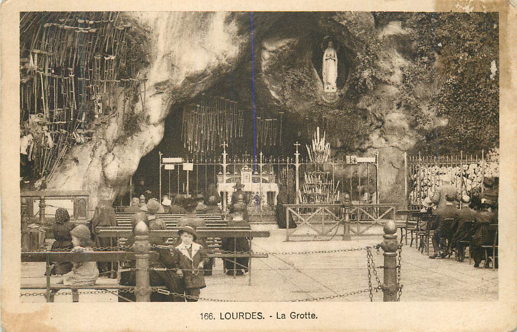 CPA Lourdes La Grotte