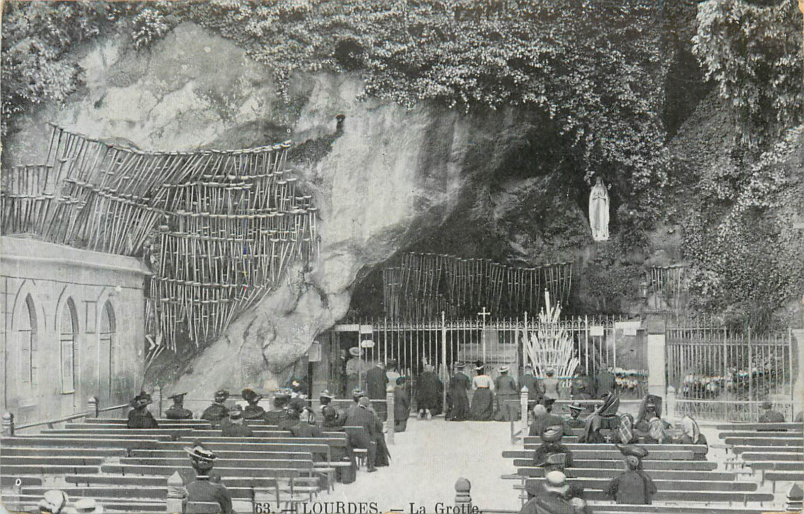 CPA Lourdes La Grotte