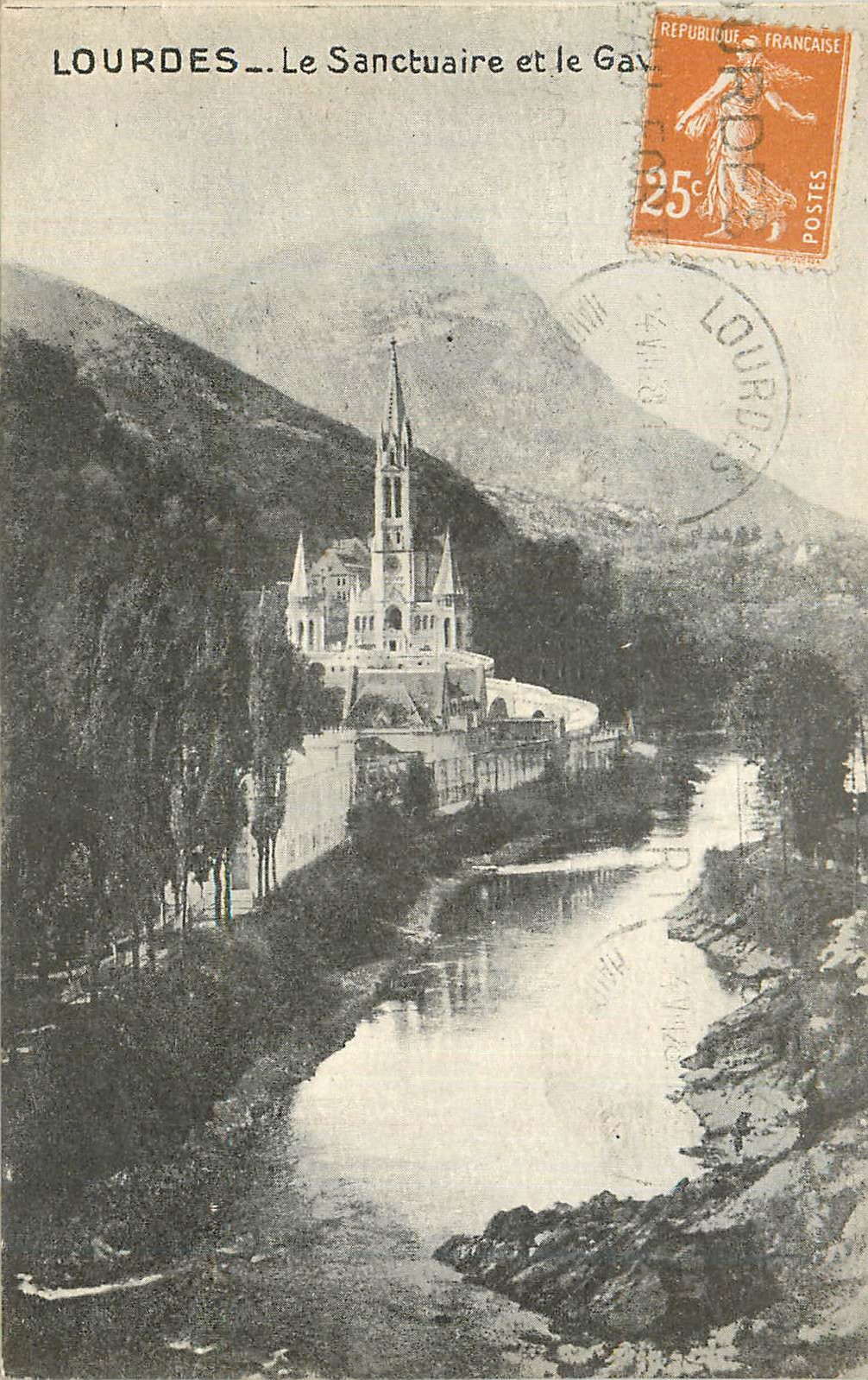 CPA Lourdes Le Sanctuaire et le Gave