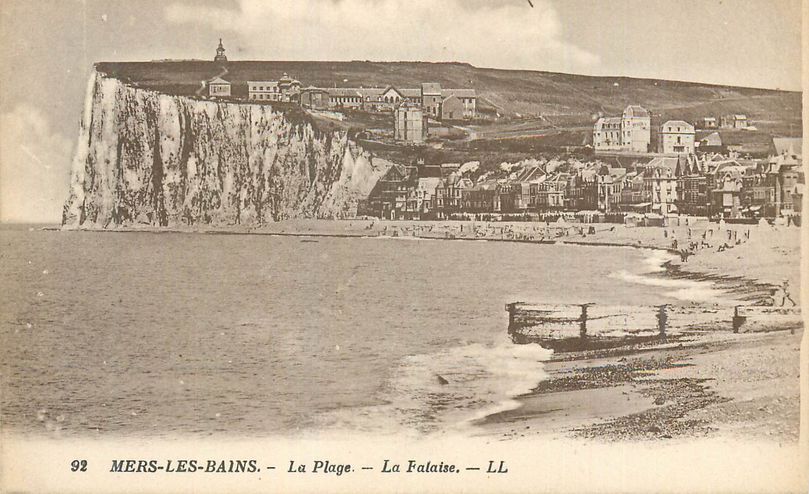 CPA Mers les Bains La Plage La Falaise