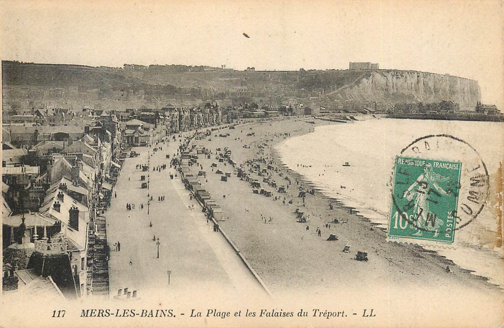 CPA Mers les Bains La Plage et les Falaises du Treport