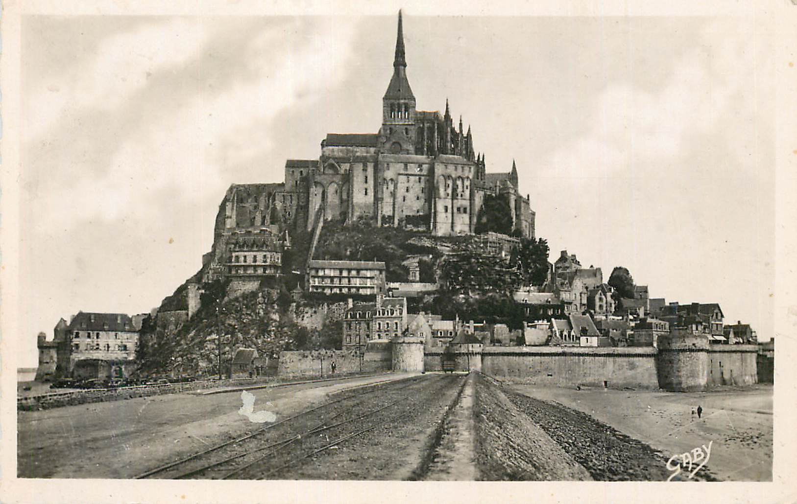 Mont Saint-Michel — vue panoramique — Gaby