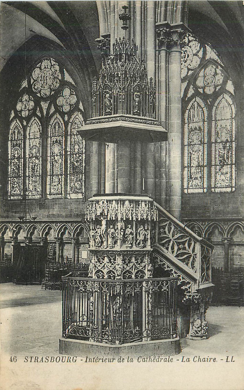 CPA Strasbourg Interieur de la Cathedrale Le Chaire