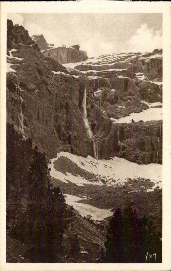 Gavarnie CPA le fond du cirque et la grande cascade