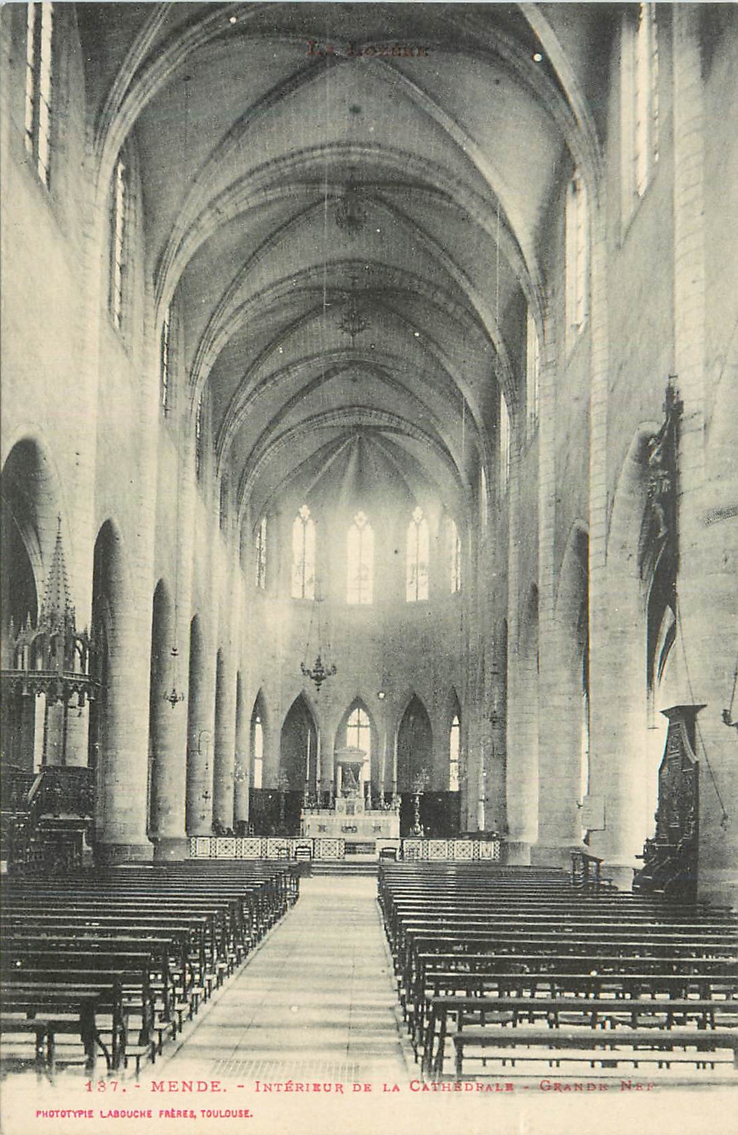 CPA Mende Interieur de la Cathedrale
