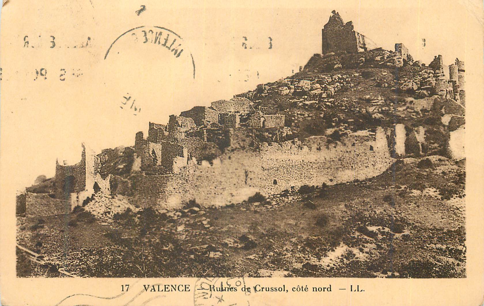 Ruines de Crussol, côté nord — L.L. — VALENCE