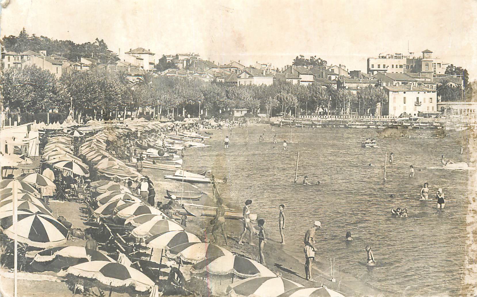 CPM Sainte Maxime La Plage la promenade et la ville