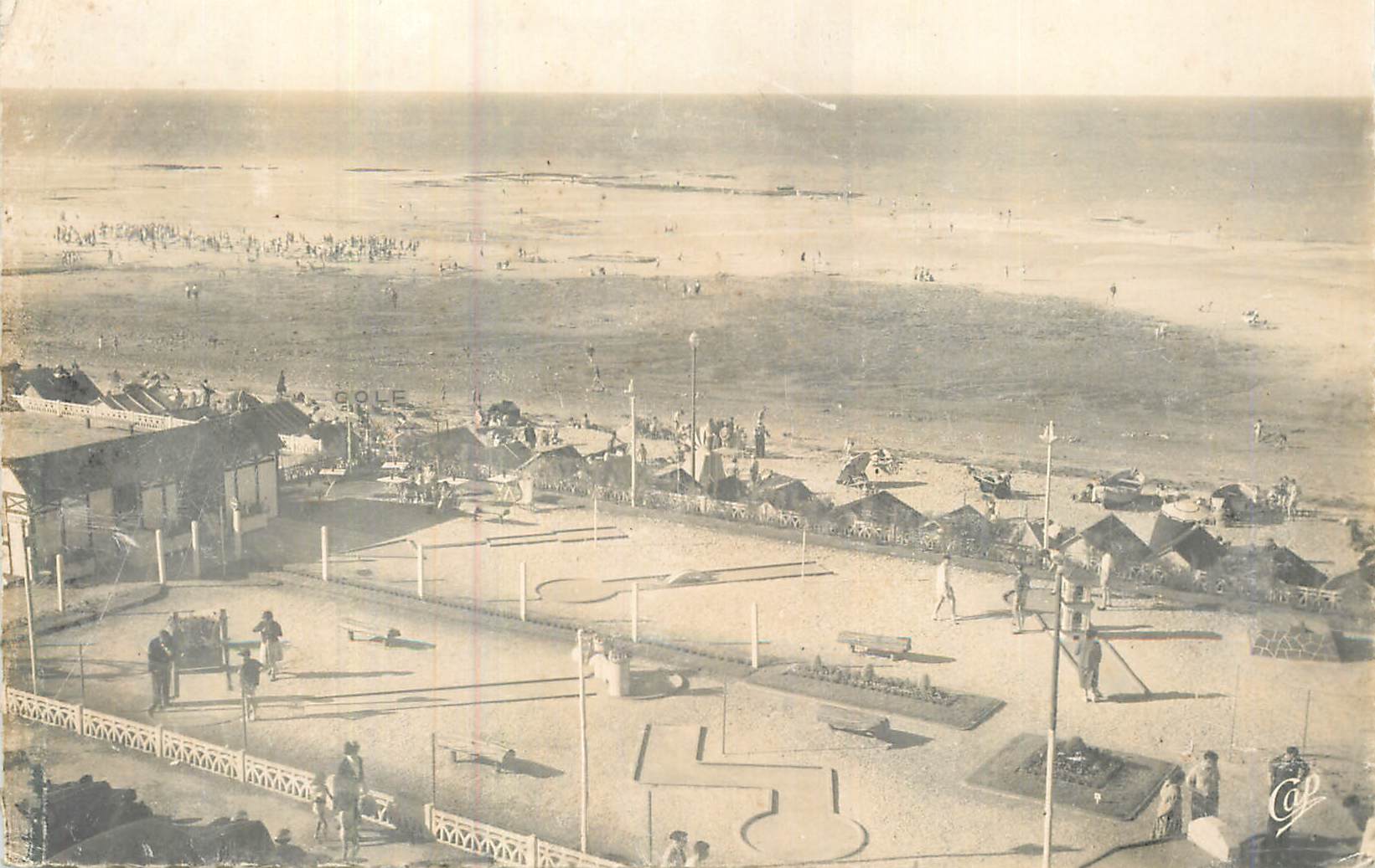CPM Luc sur Mer Golf miniature et la Plage