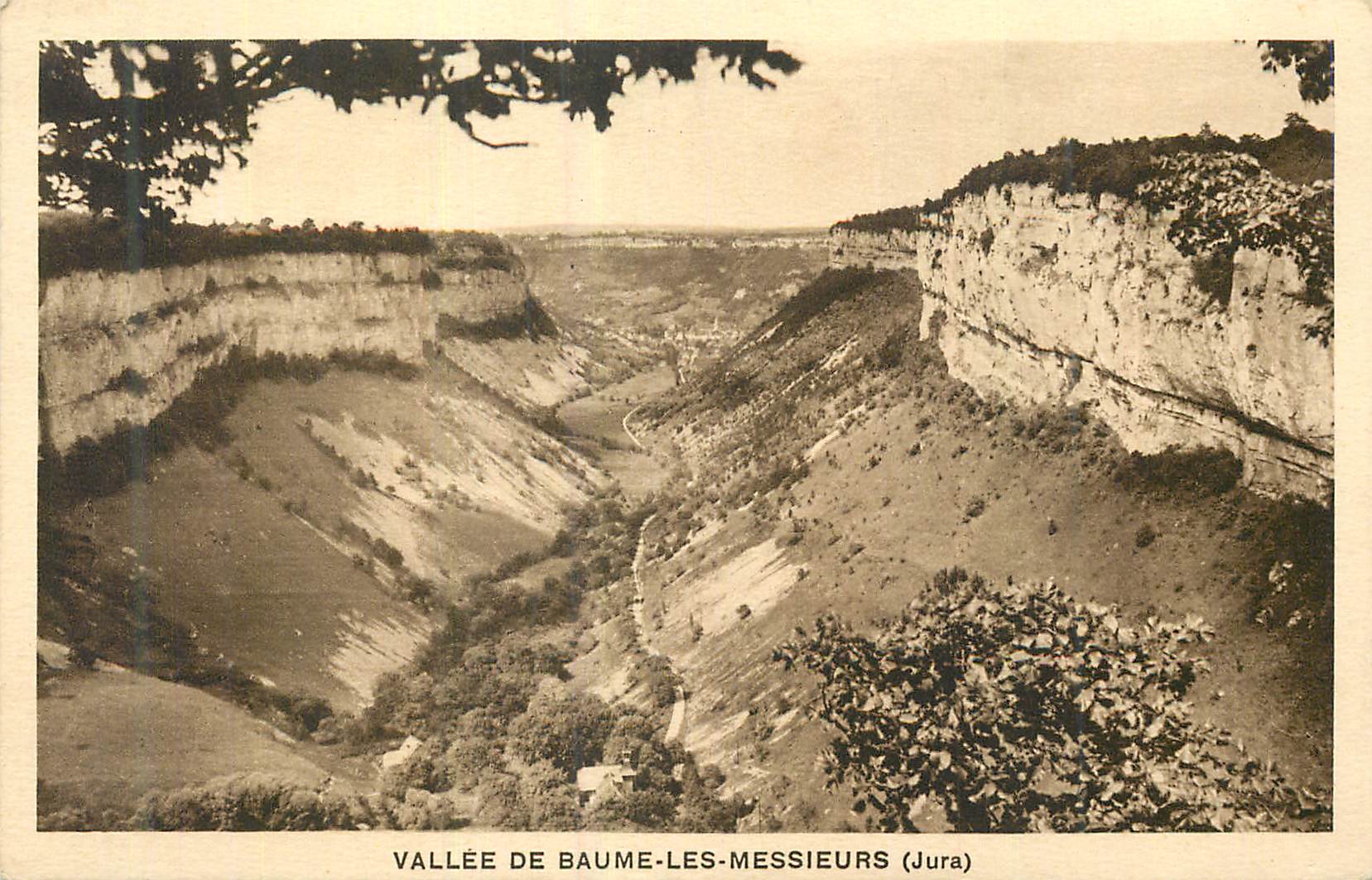 CPA Vallee de Baume les Messieurs Jura