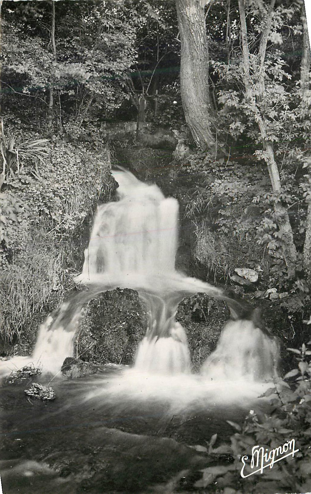 CPM Perthes en Gatinais S et M La Cascade du Petit Moulin