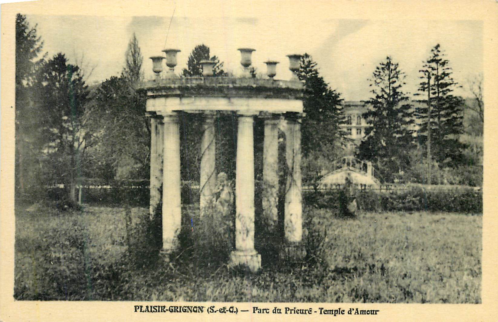 CP Plaisir Grignon S et O Parc du Prieure Temple d AmourM