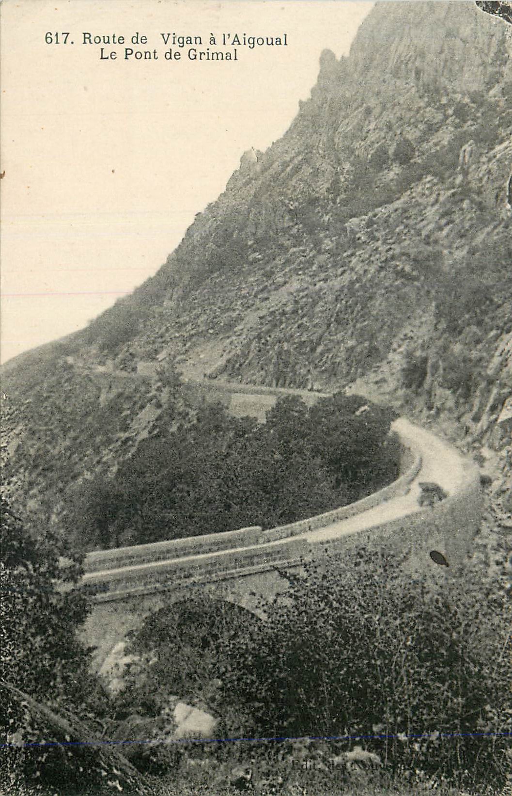 CPA Route de Vigan a l Aigoual Le Pont de Grimal