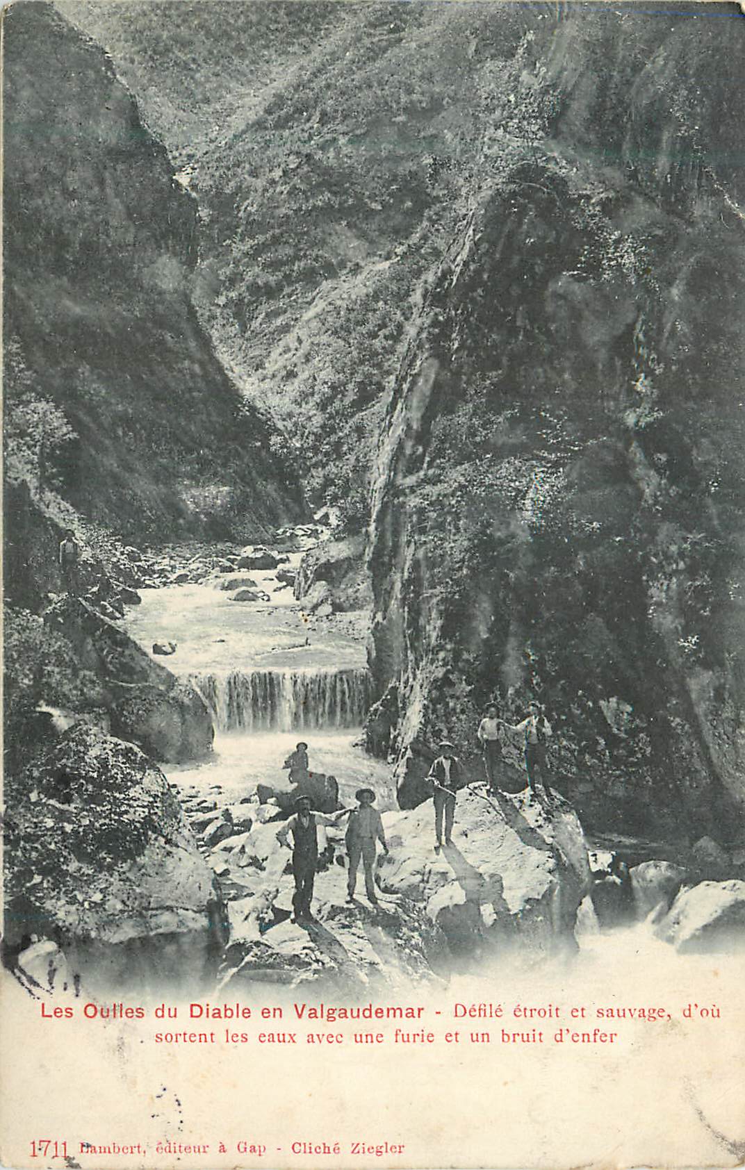 CPA Les Oufles du Diable en Valgaudemar Defile etroit et sauvage d ou sortent les eaux avec une furie et un bruit d enfe