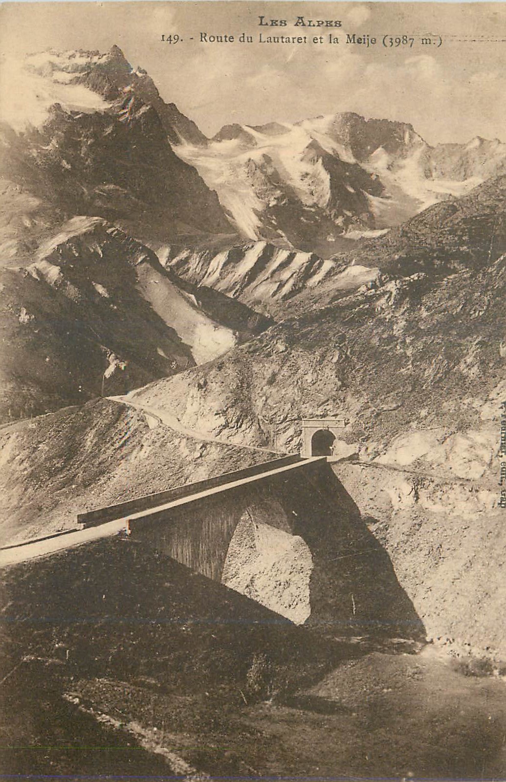 CPA Les Alpes Route du Lautaret et la Meije