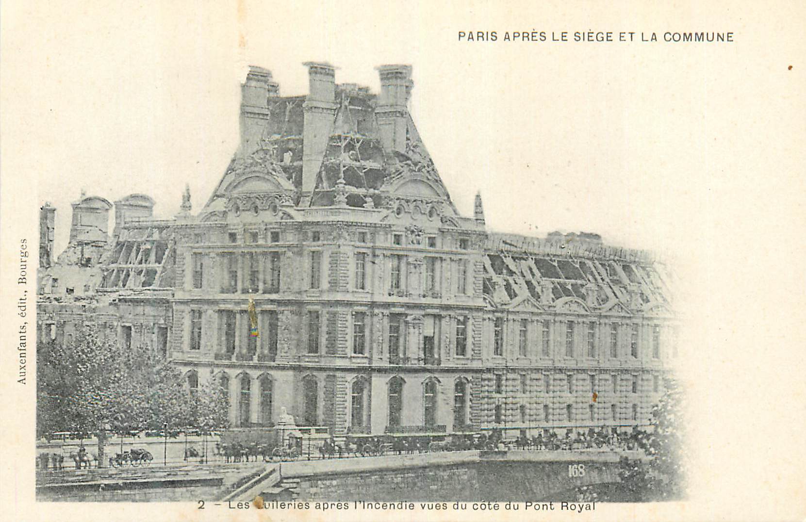 CPA Paris Apres le Siege et la Commune Les Tuiieres apres l incendie vues du cote du Pont Royal
