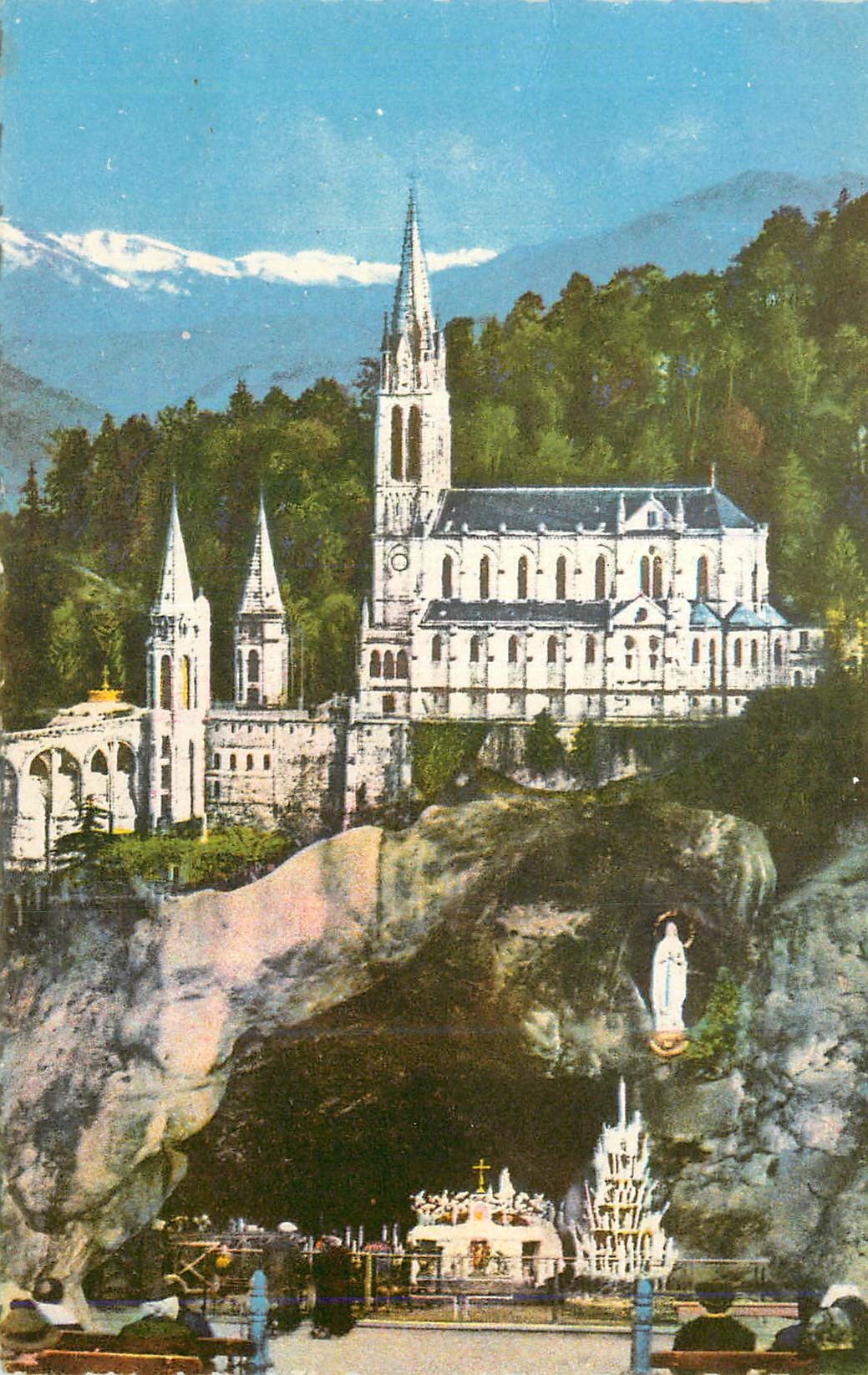 CPM Lourdes M P La Basilique et la Grotte
