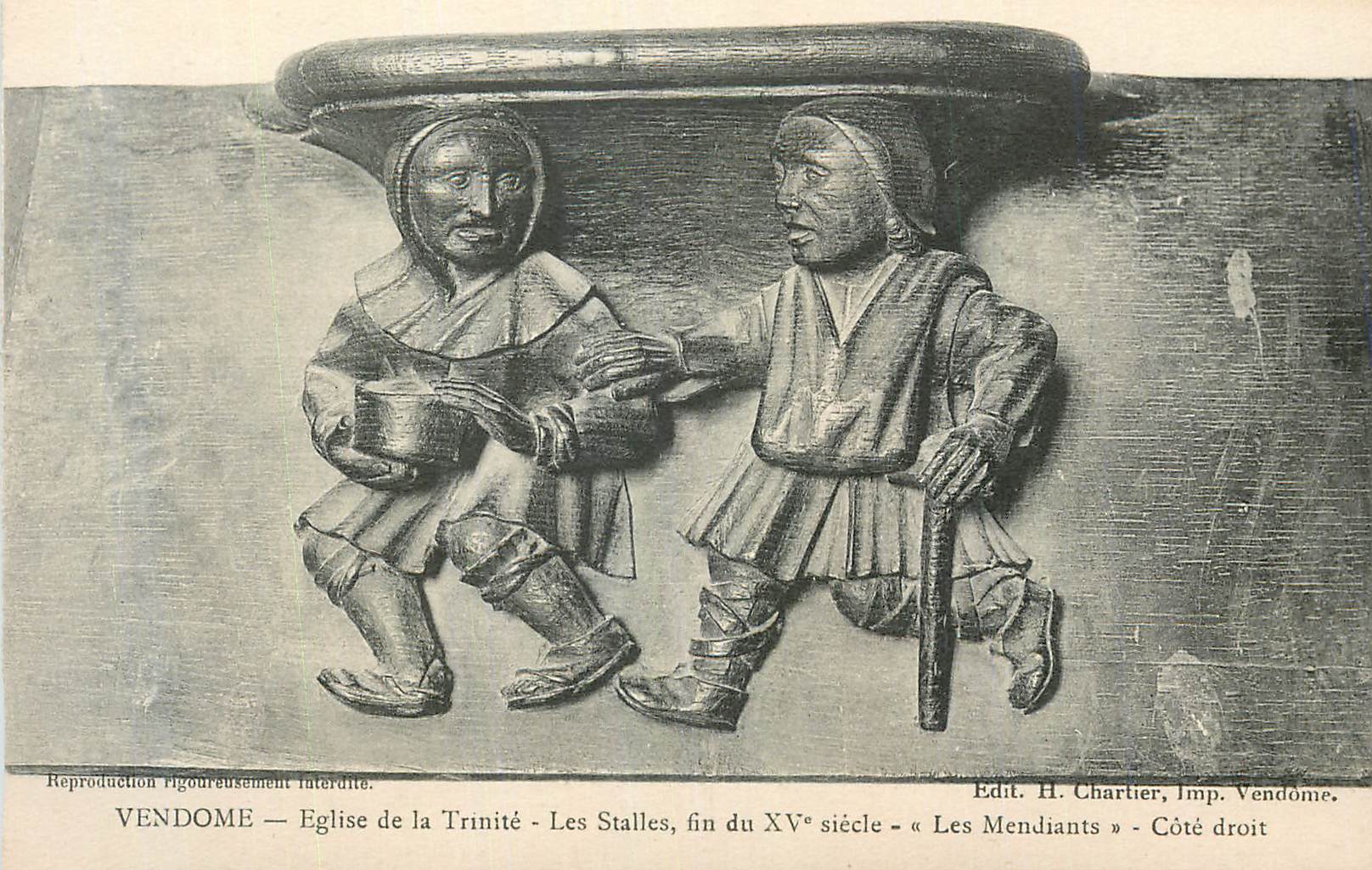 CPA Vendome Eglise de la Trinite Les Stalles fin du xv siecle Les Mendiants Cote droit