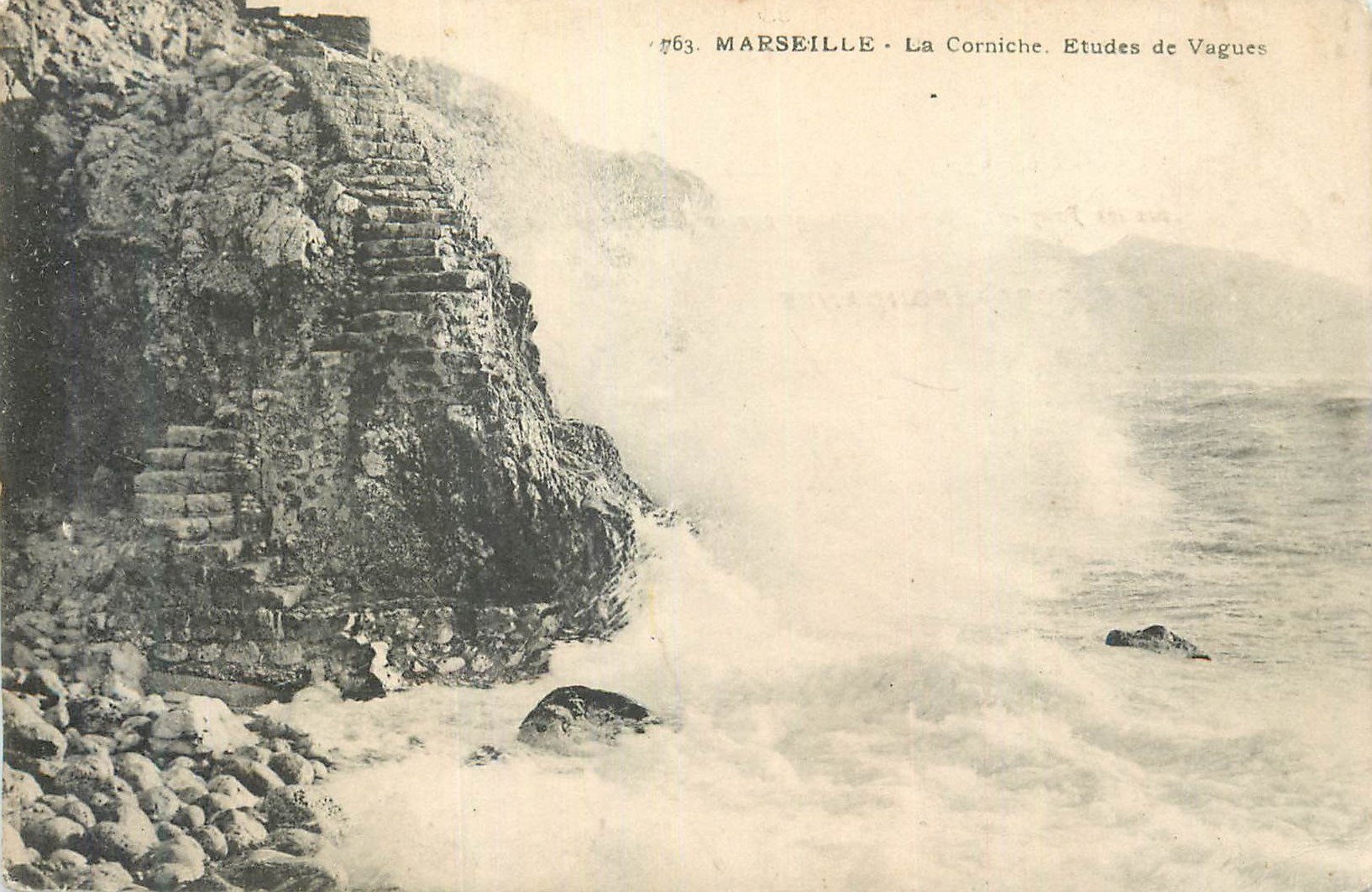 CPA Marseille La Corniche Etudes de Vagues