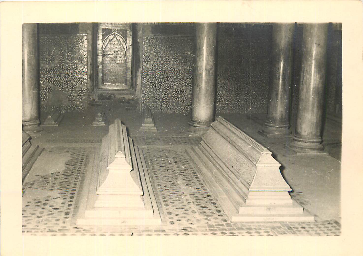 Photo Marrakech Tombeaux Saadient 1956