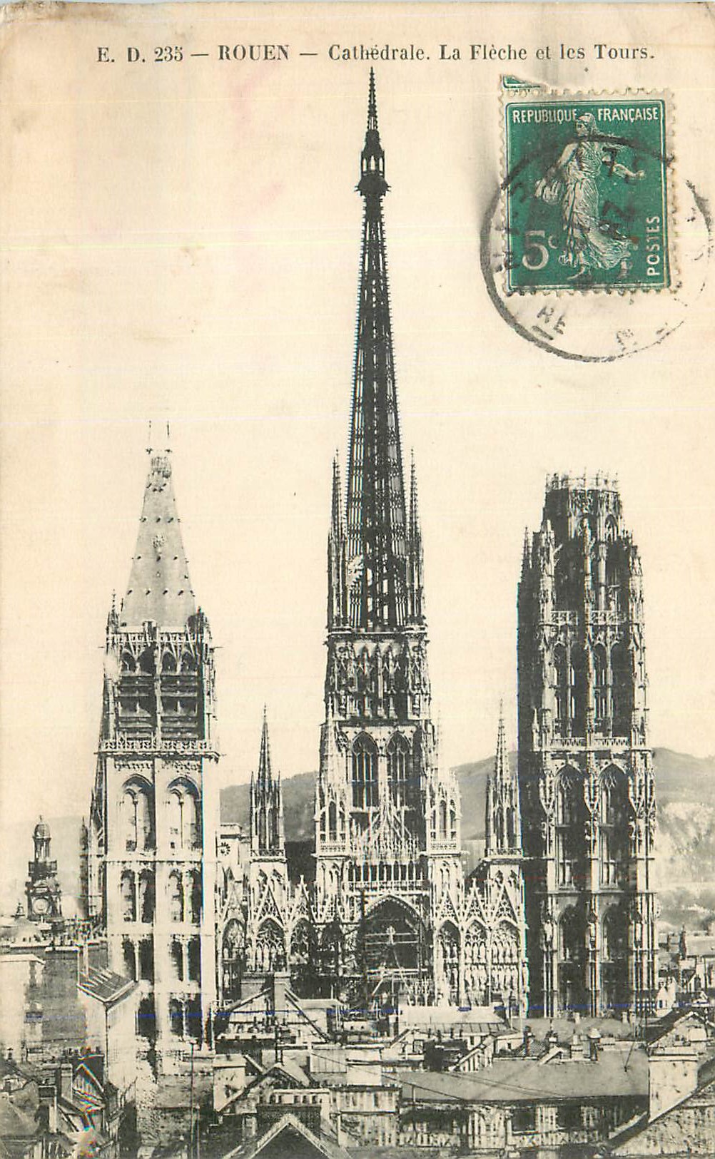 CPA Rouen Cathedrale La Fleche et les Tours