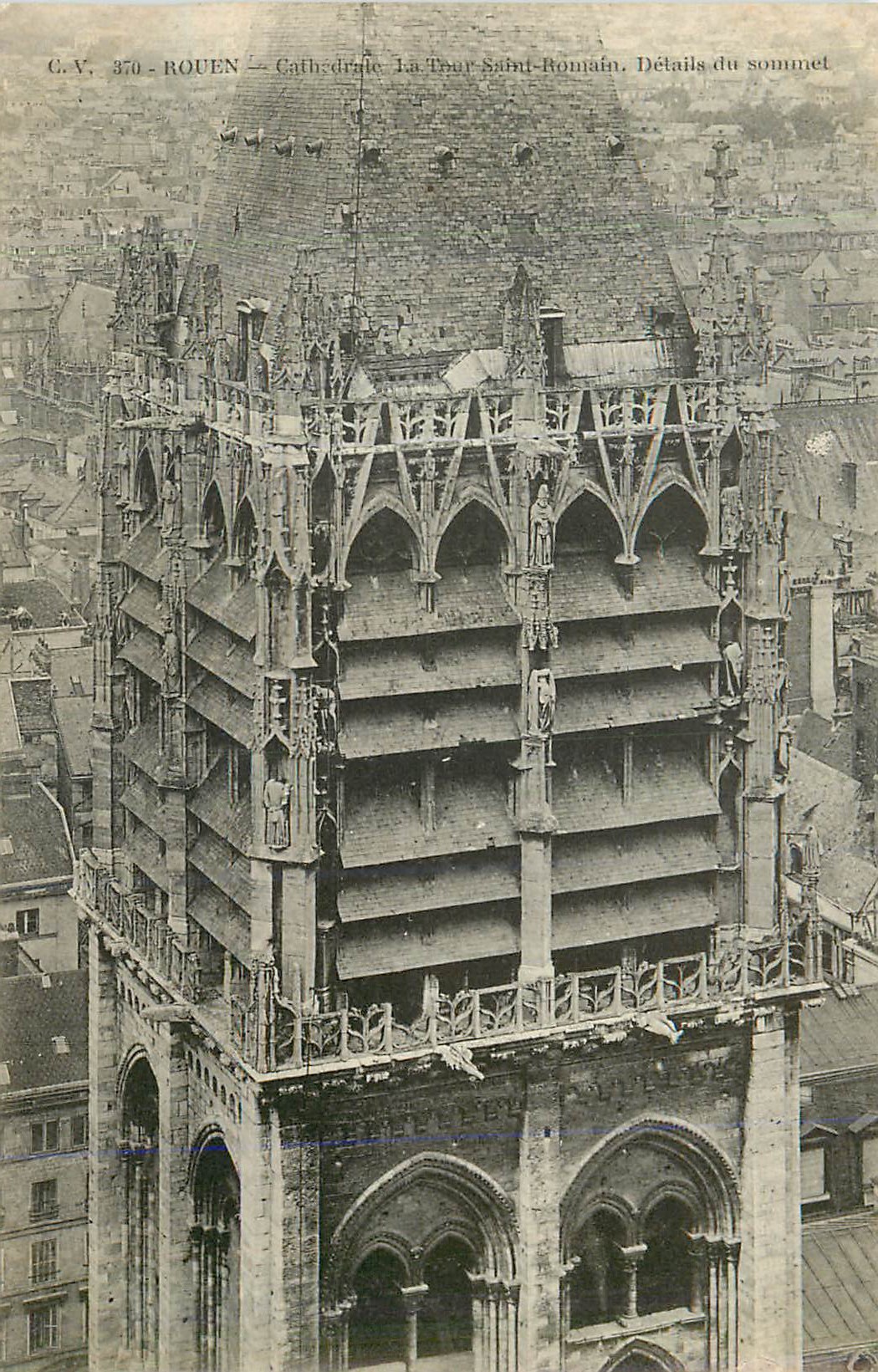 CPA Rouen Cathedrale La Tour Saint Romain Details du sommet