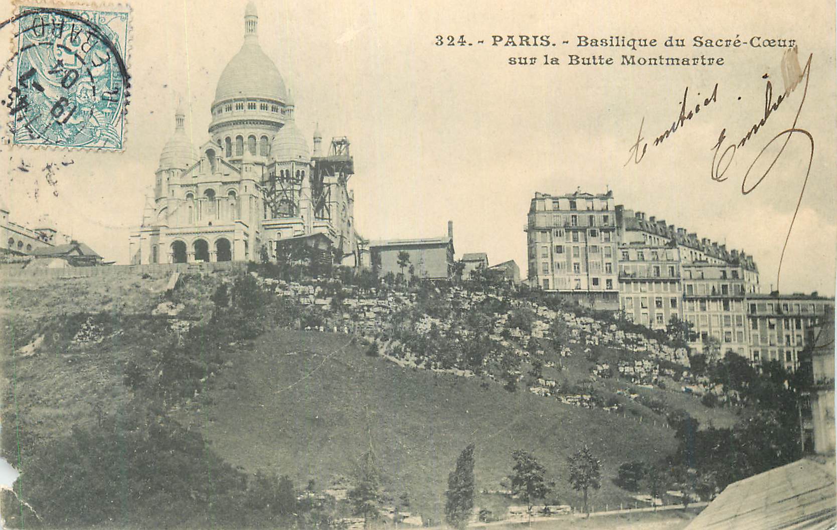 CPA Paris Basilique du Sacre Coeur sur la Butte Montmarte