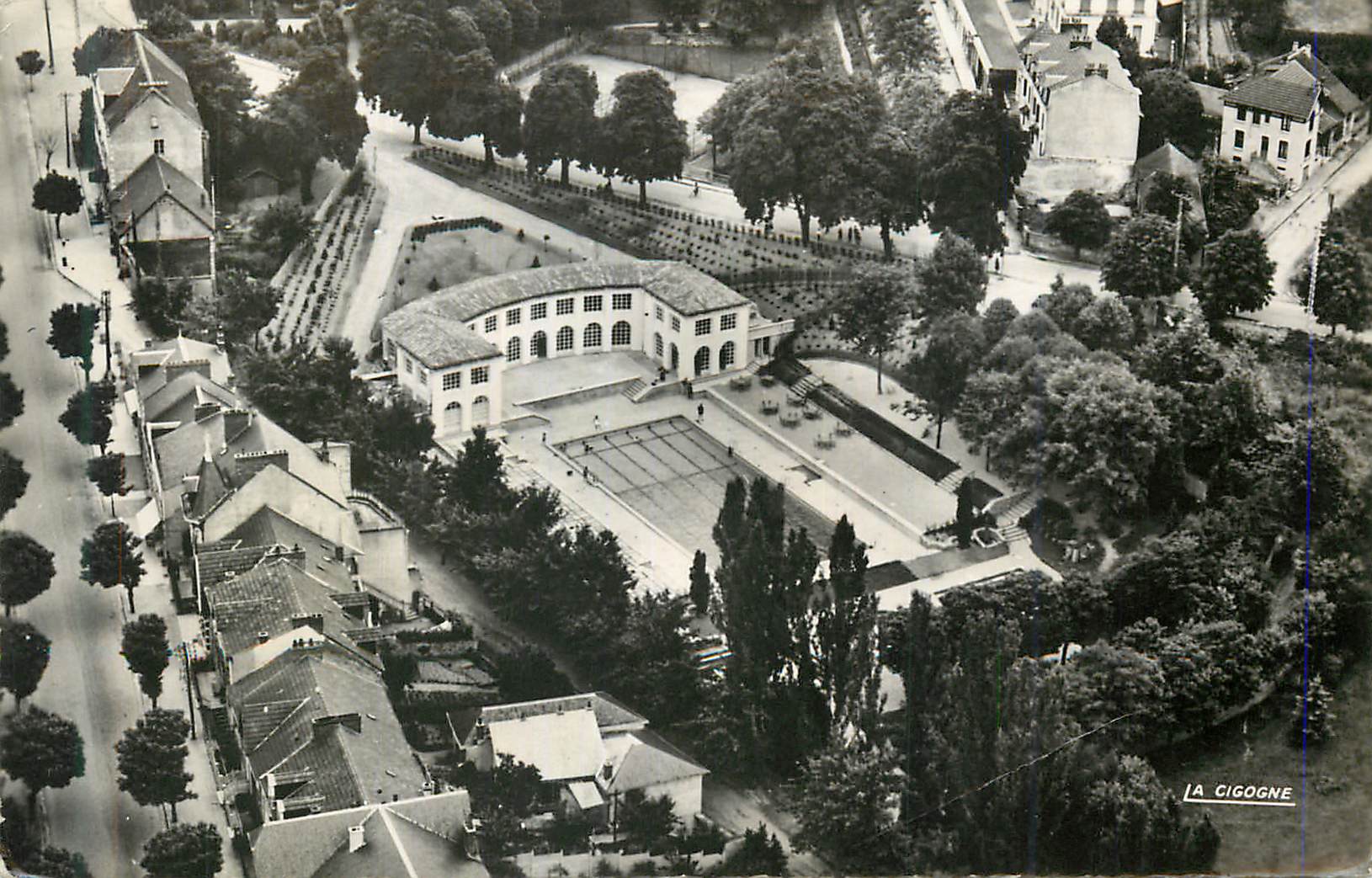 Piscine et bâtiment de la Cigogne — La Cigogne, éditeur inconnu