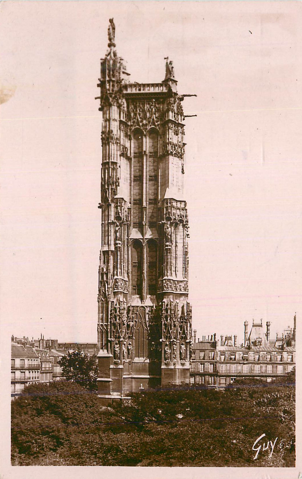 CPM Paris et ses Merveilles La Tour Saint Jacques