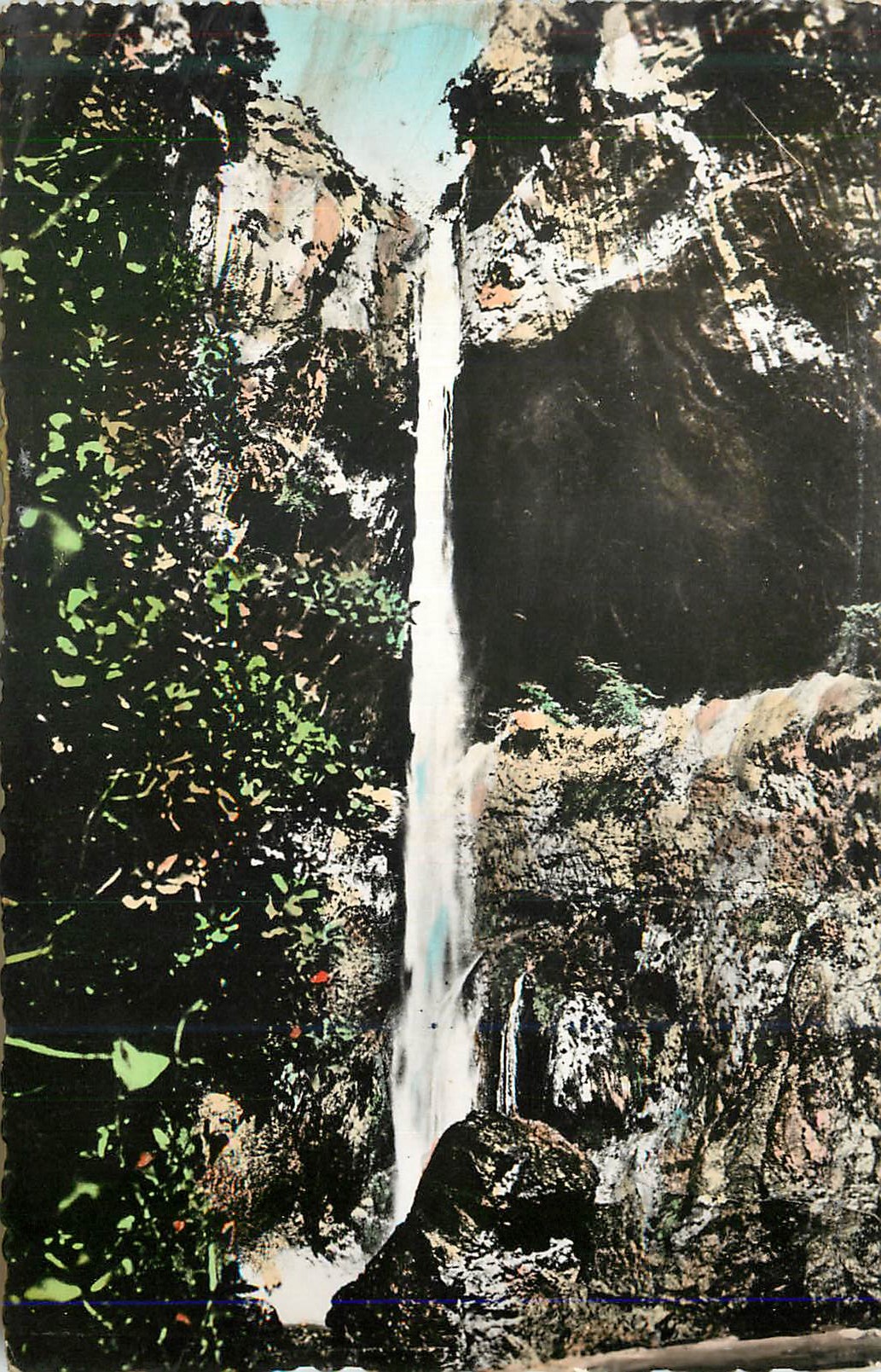 CPM La Cote d Azur Les Gorges Du Loup La Cascade de Courmes