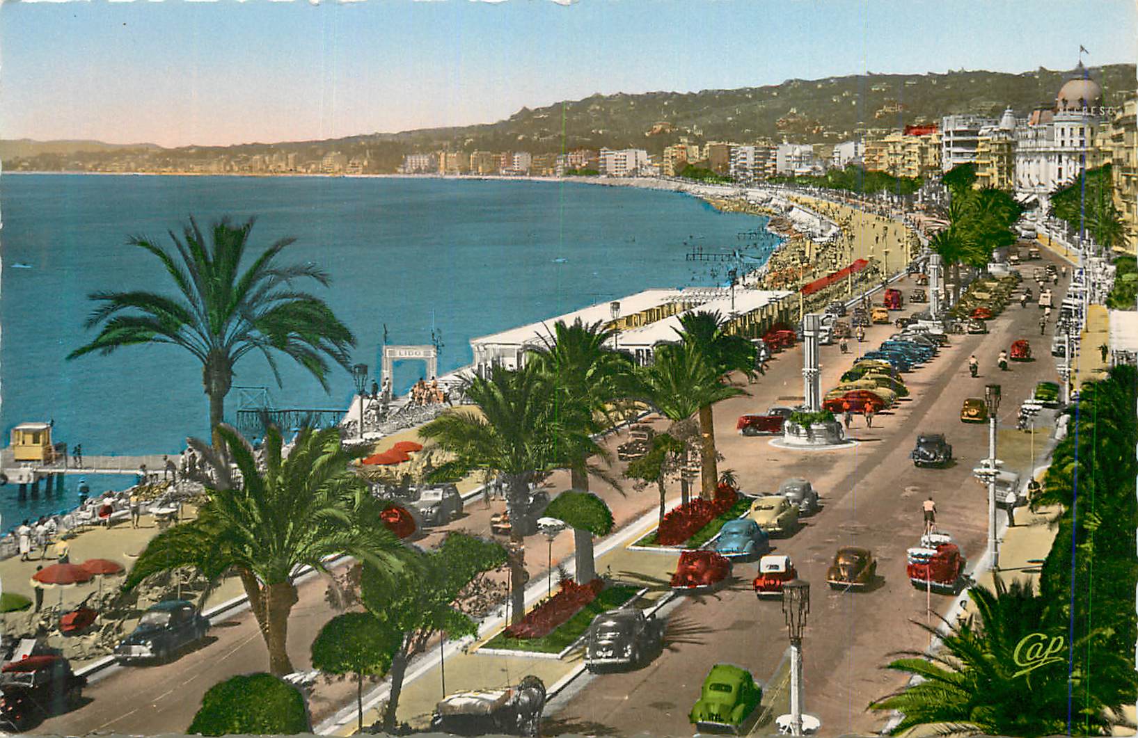 CPM Nice Promenade des Anglais et la plage