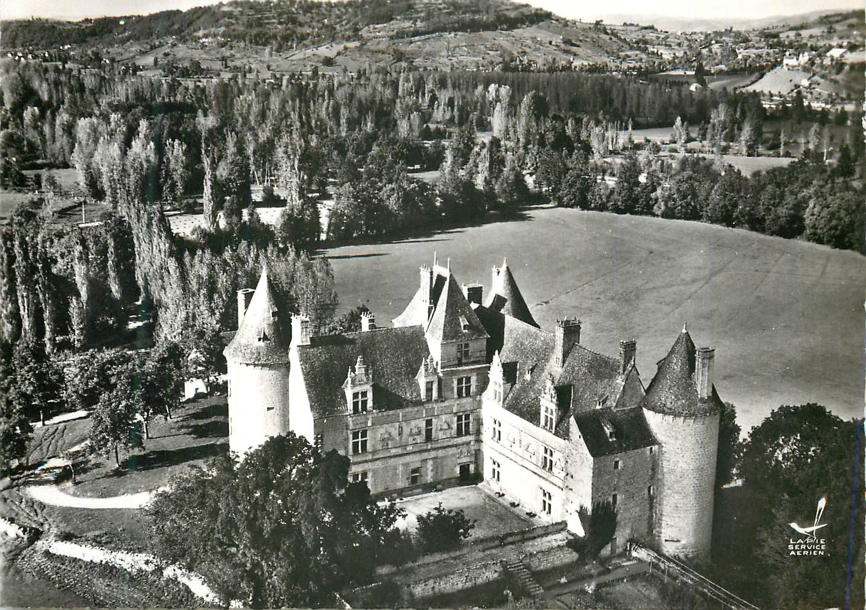 Château de La Bâtie — vue aérienne — Labrie Service Aérien