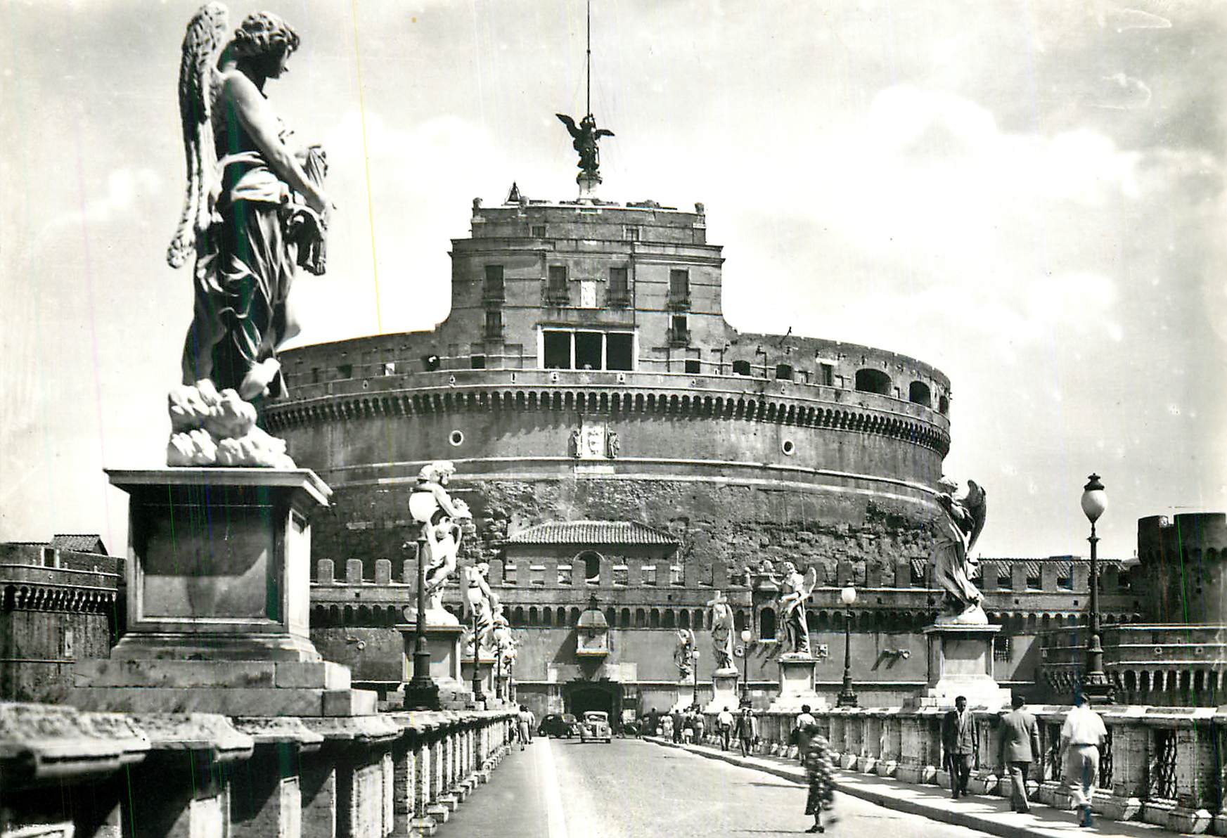 CPM Roma Pont et Chateau Saint Ange