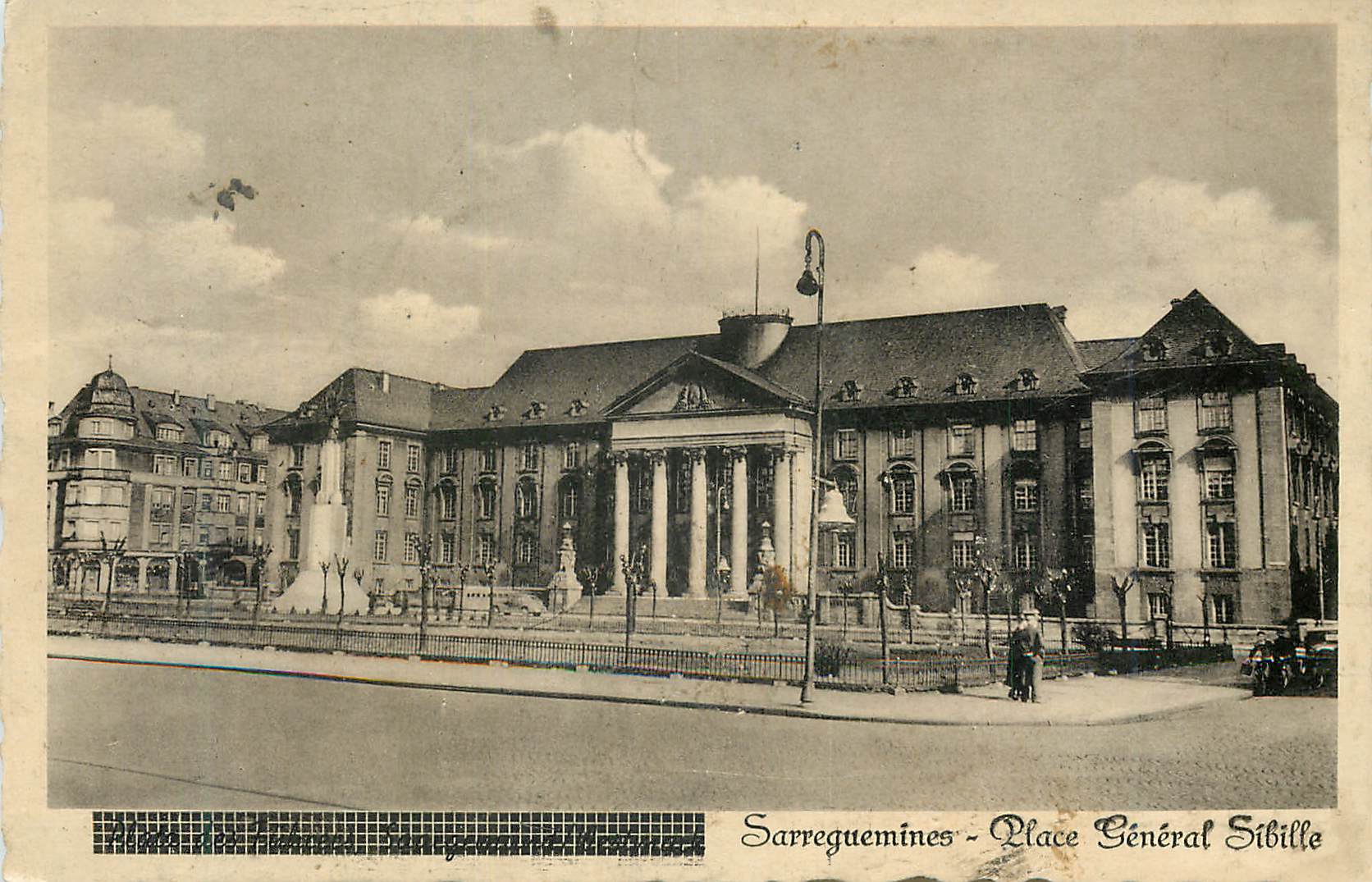 CPA Sarreguemines Place General Sibille Hotel Restaurant Hickel Sarreguemines