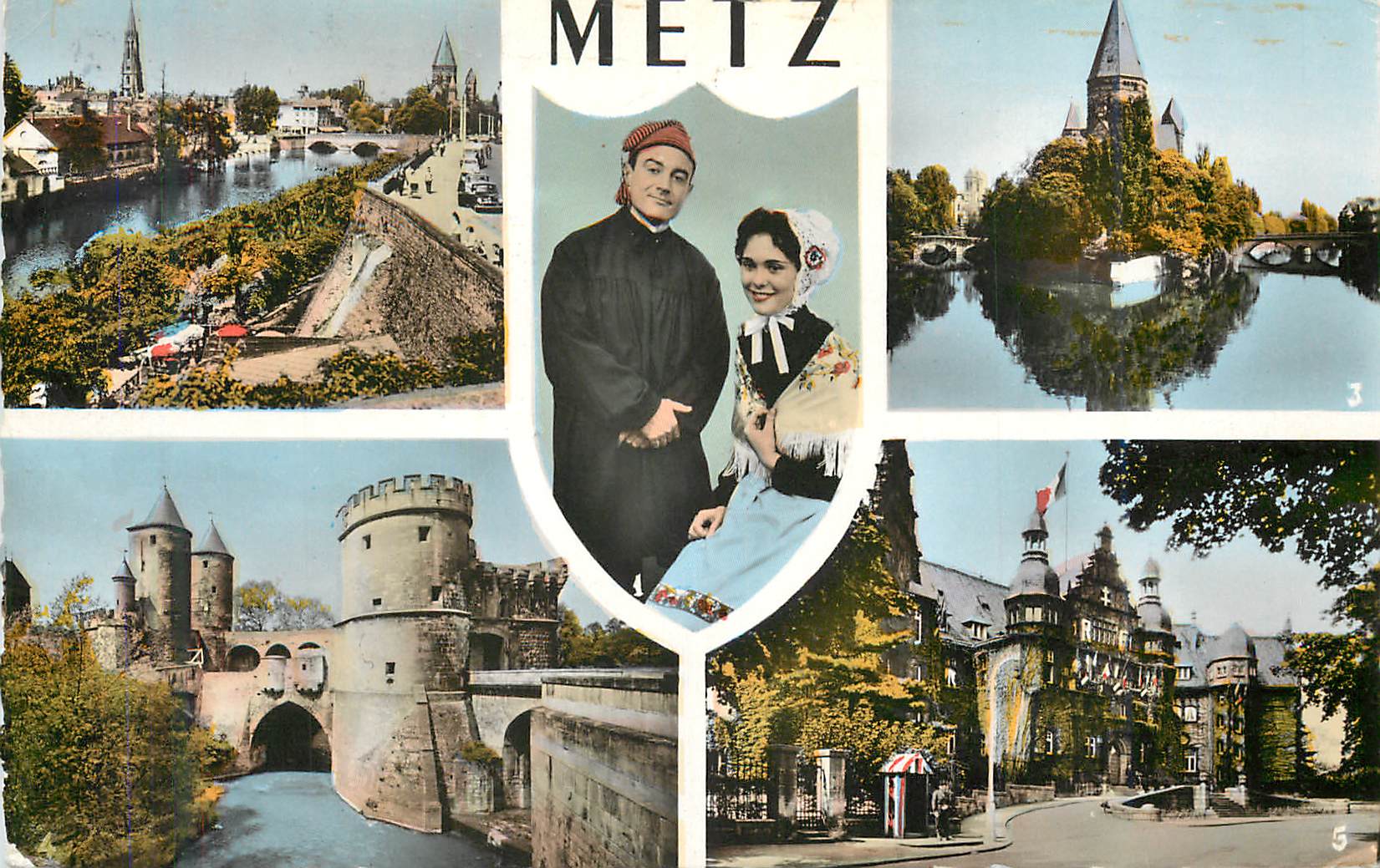CPM Metz Couple Lorrain Vue sur la Moselle Le Temple Protestant La Porte des Allemands Palais du Goubverneur