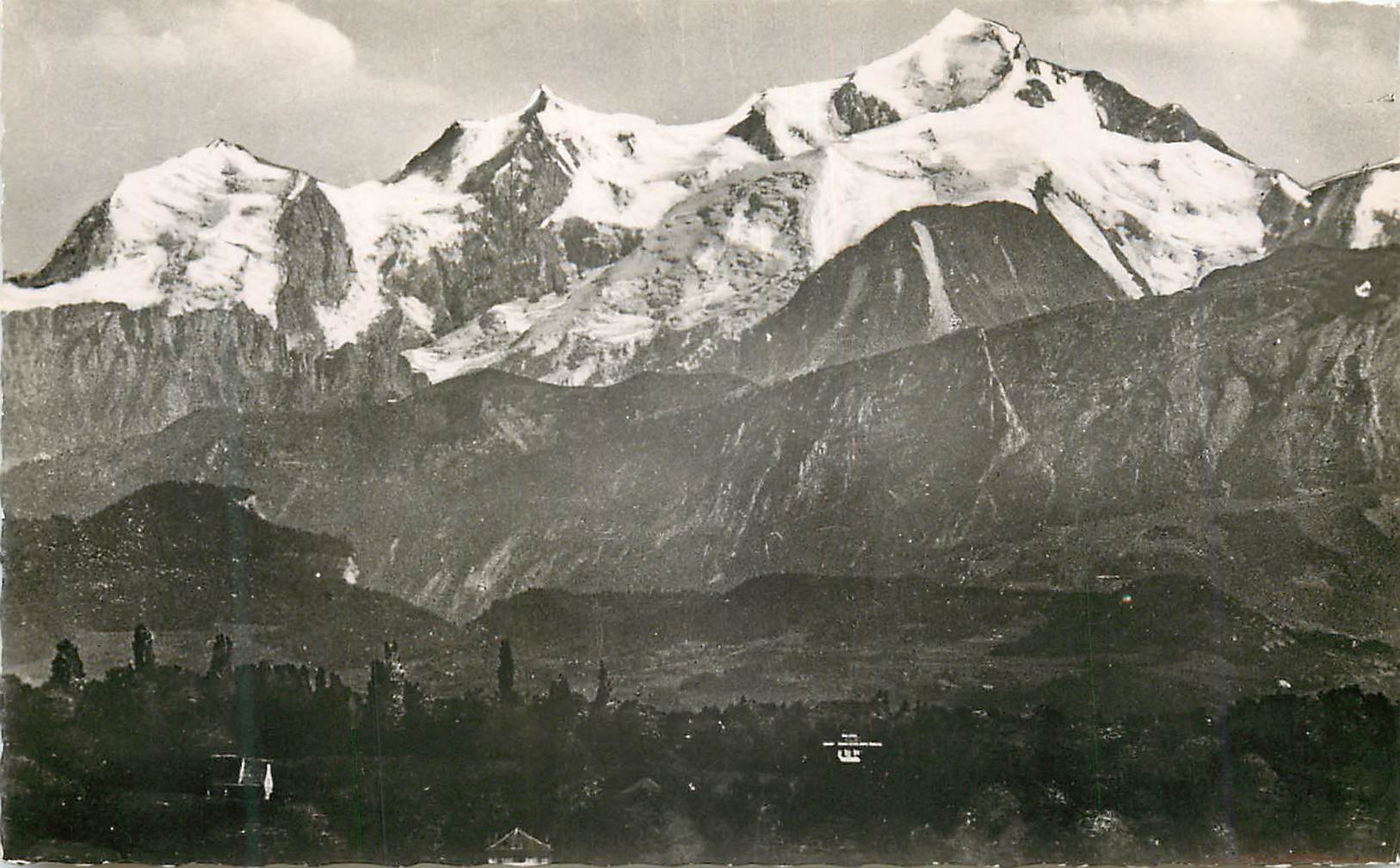 CPM La Route Blanche Paris Dijon Gex Geneve Le Mont Blanc Vu du Col de la Faucille