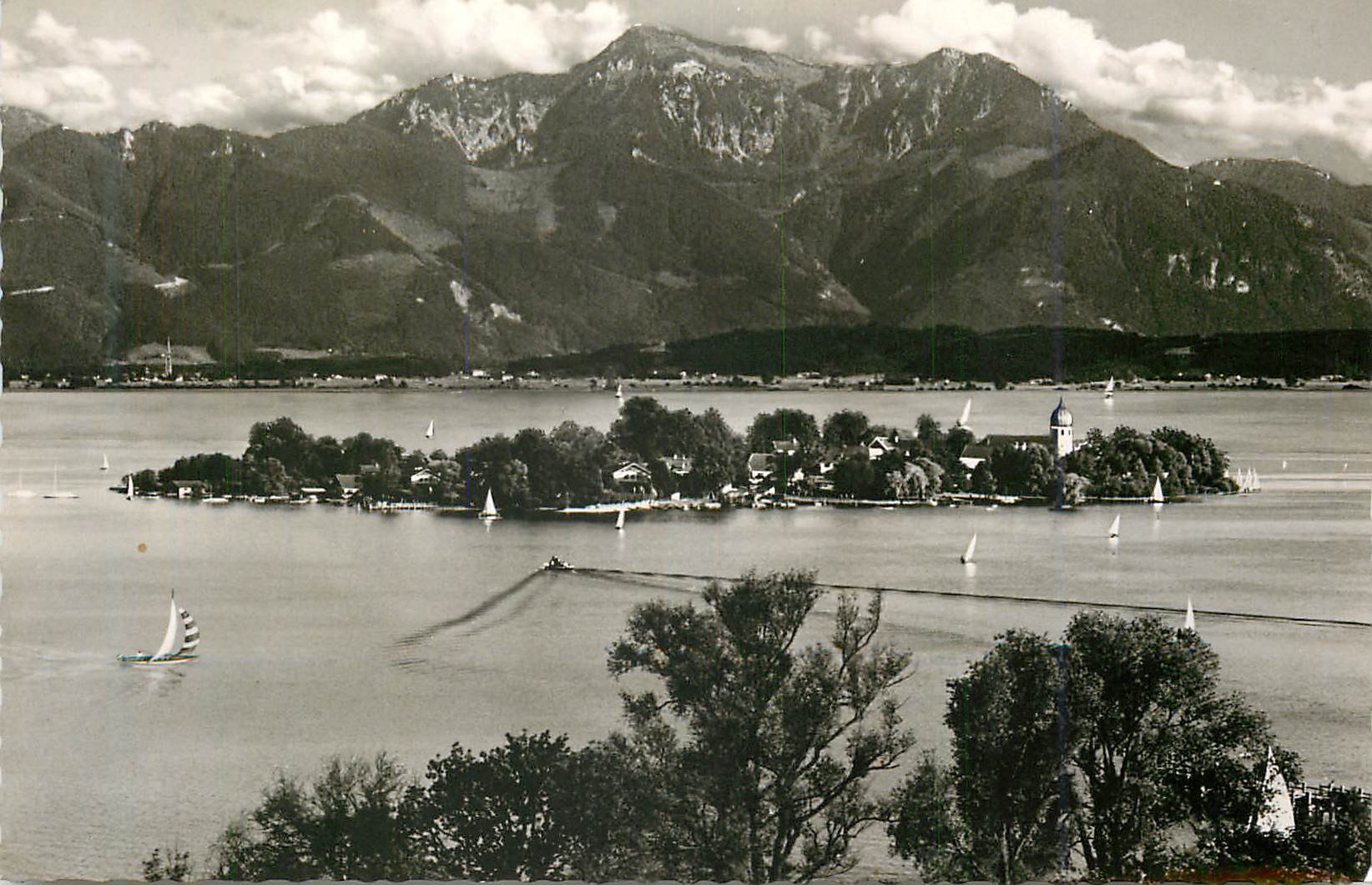 CPM Die Frauenissel im Chiemsee mit Hochgern (1744 m)