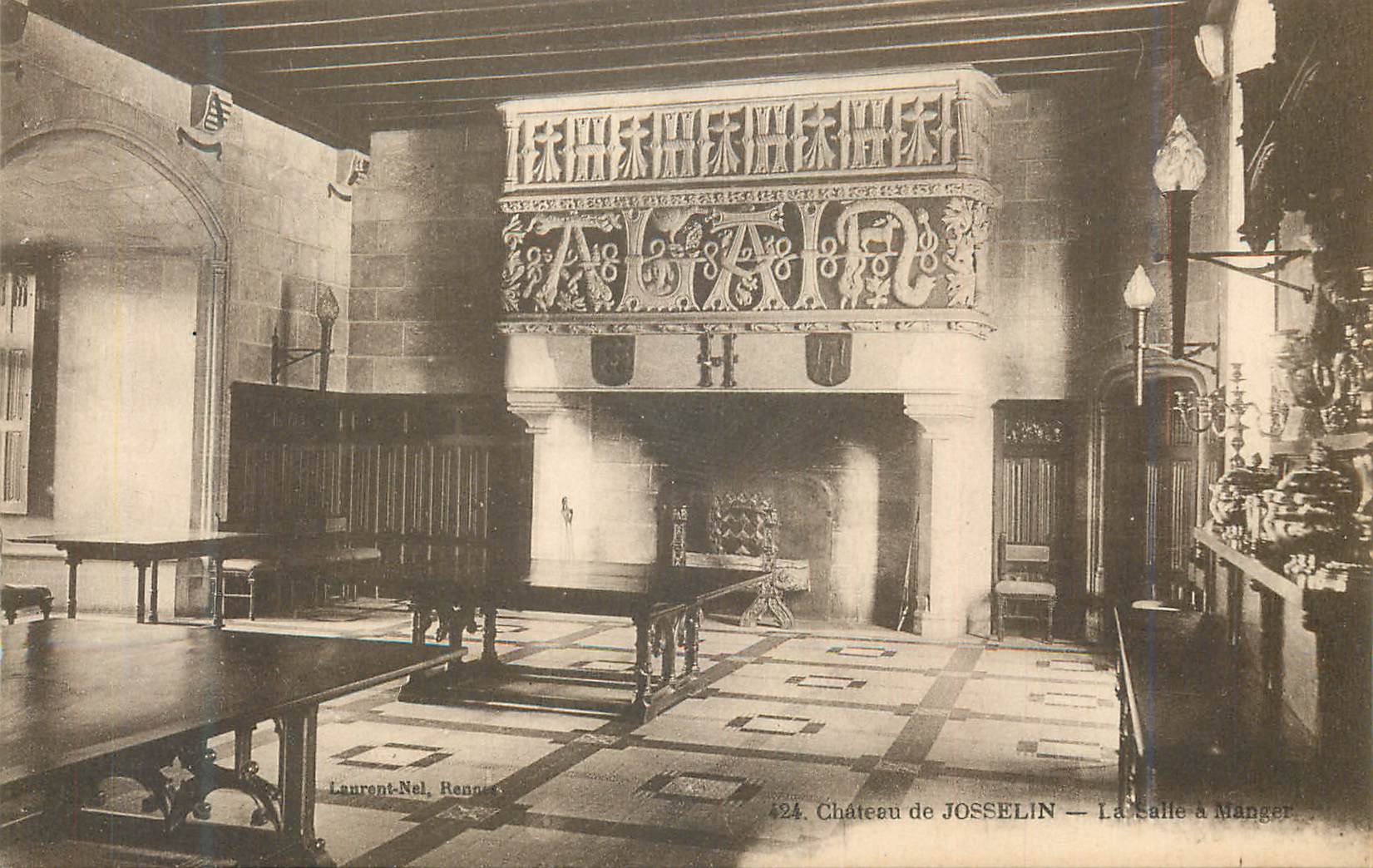 CPA Chateau de Josselin La Salle a Manger