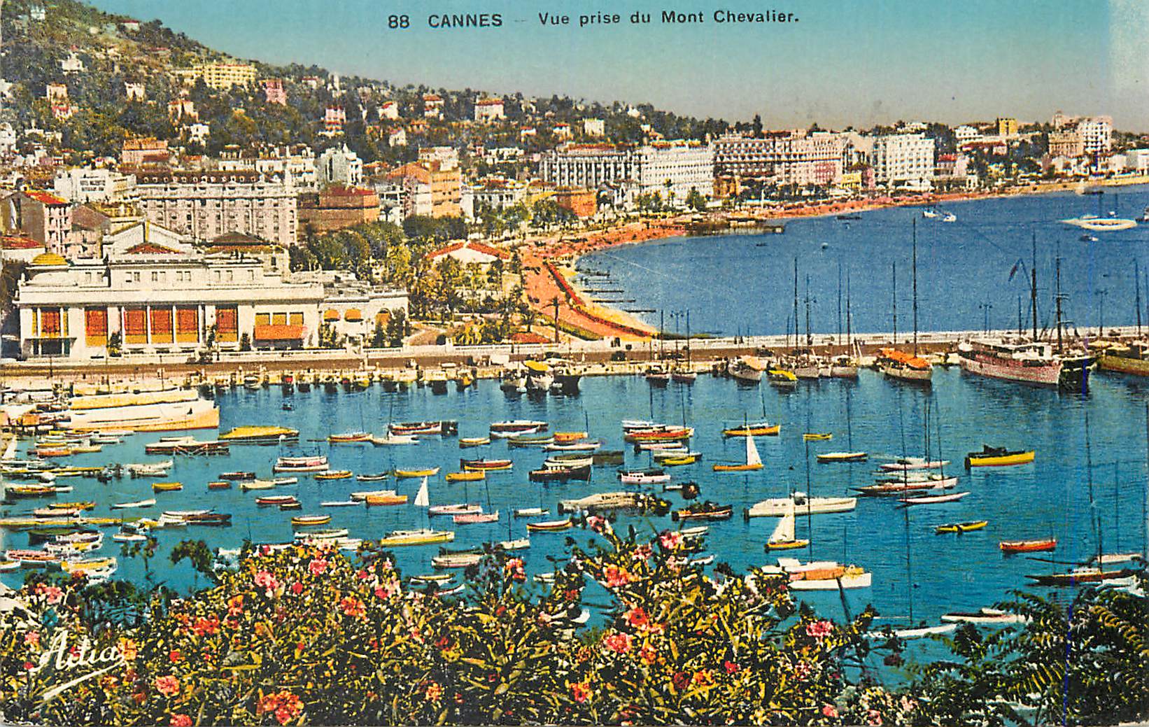 CPA Cannes Vue prise du Mont Chevalier Bateaux