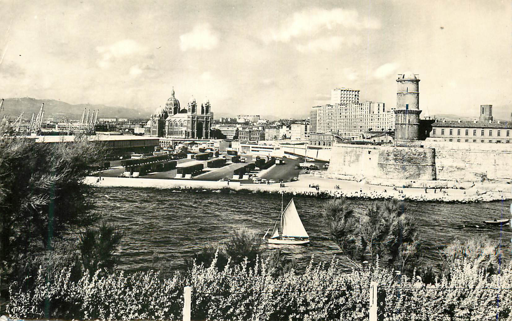 CPM Marseille Fort Saint Jean Bateau