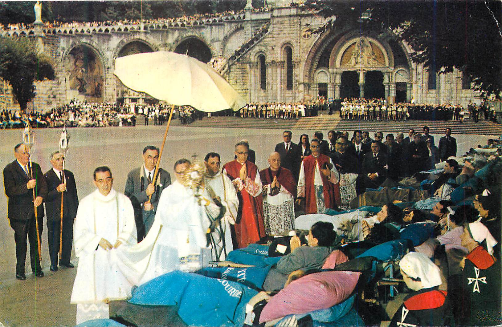 CPM Lourdes Benediction des Malades