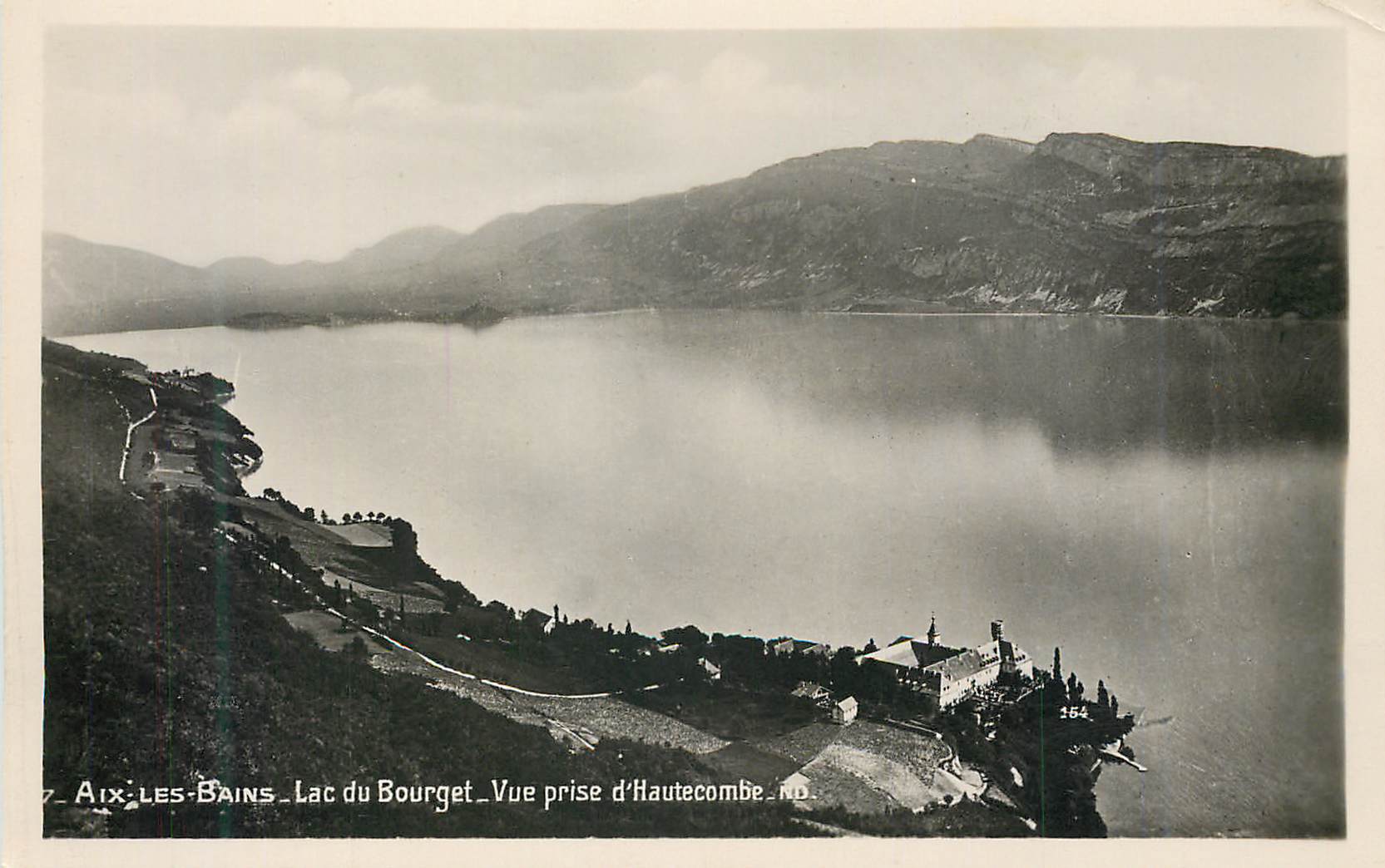 CPM Aix Les Bains Lac du Bourget Vue prise d'Hautecombe