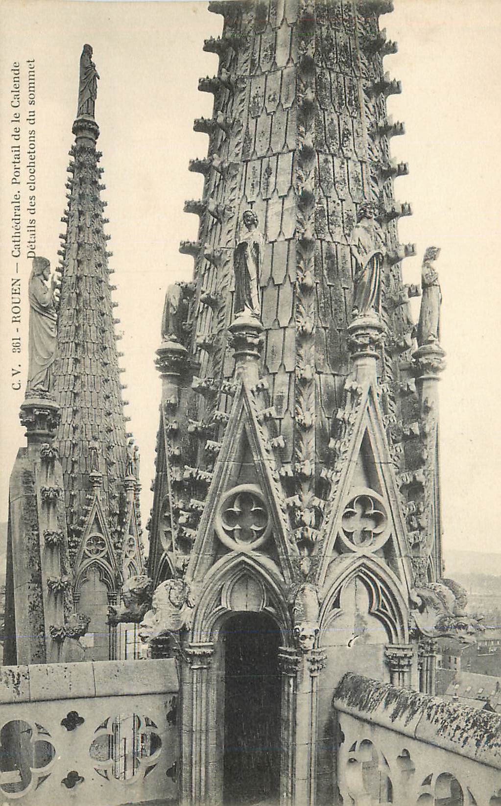 CPA Rouen Cathedrale Portail de la Catende Details des Clochetons du Sommet