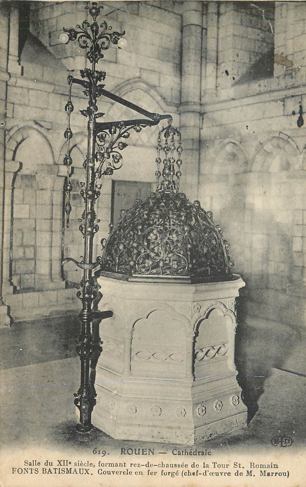 CPA Rouen Cathedrale Salle du XIIe Siecle Formant rez de Chaussee de la Tour St Romain